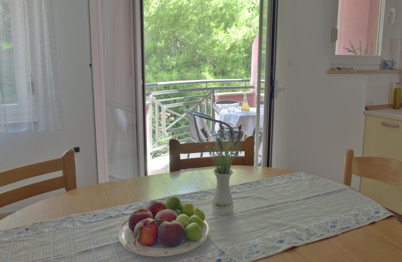 Pino Appartement Pula Buitenkant foto