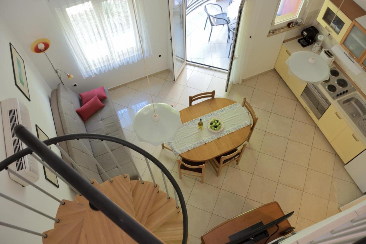 Pino Appartement Pula Buitenkant foto
