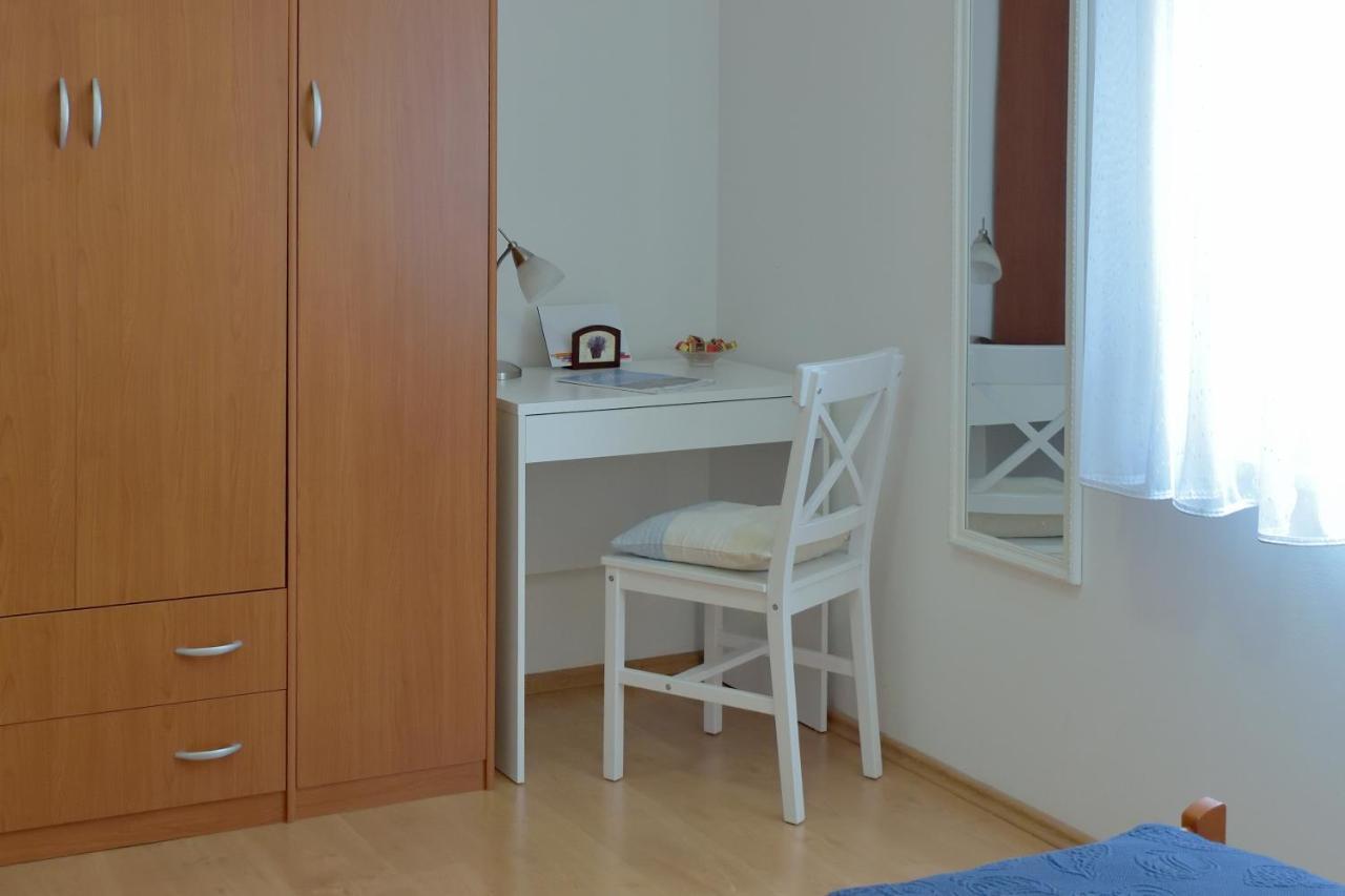 Pino Appartement Pula Buitenkant foto