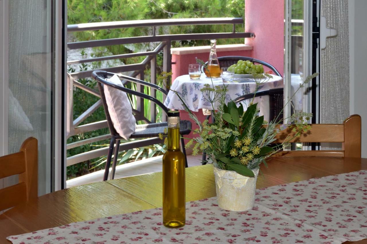 Pino Appartement Pula Buitenkant foto
