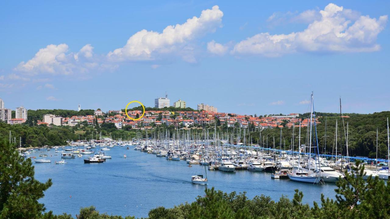 Pino Appartement Pula Buitenkant foto